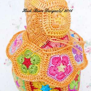 Granny squares dinausor visual from source page 28