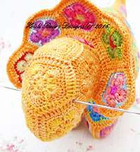 Granny squares dinausor visual from source page 29
