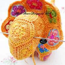 Granny squares dinausor visual from source page 29