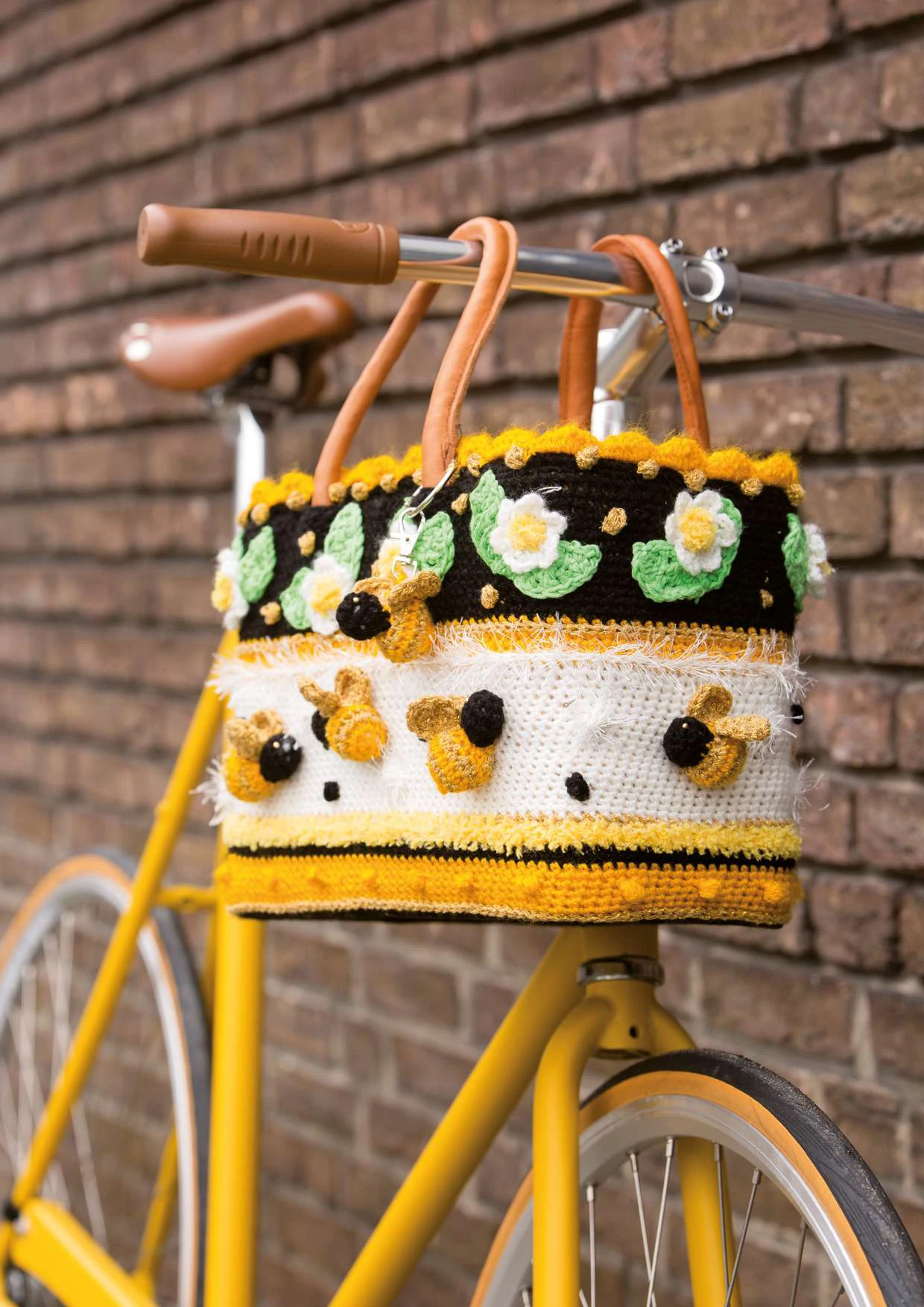 Stunning bee flower bag